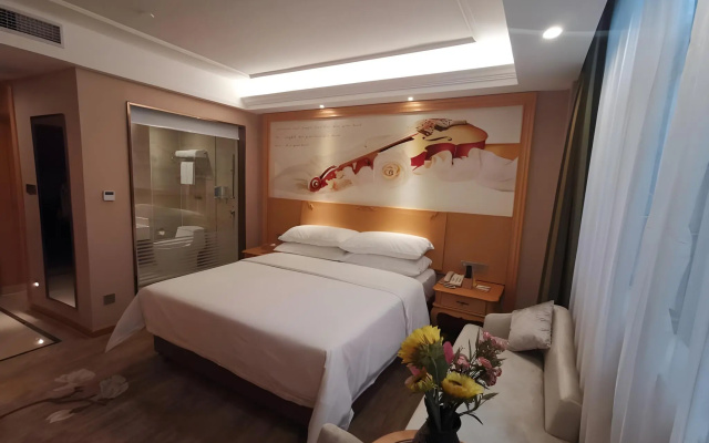 Vienna Hotel Foshan High-speed Railway Station Guidan Road Branch – Guest Rooms – Foshan