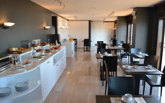 Maroa Hotel