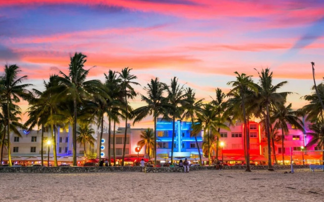 713 Miami Beach Apartments by SV Rentals