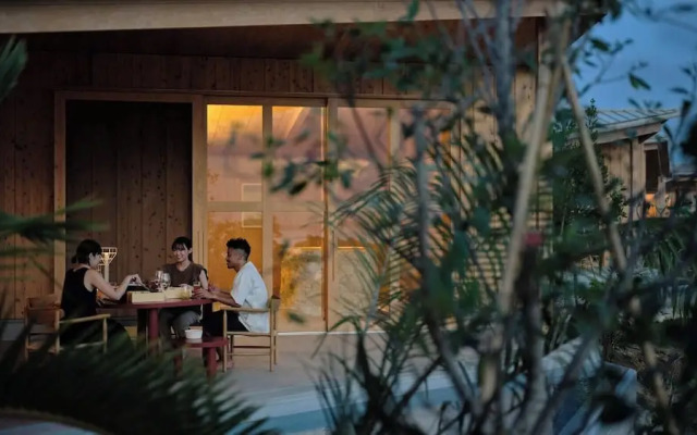 YAWN YARD Kouri Island