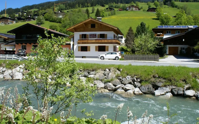 Luxury Chalet with Sauna near Ski Area in Salzburg