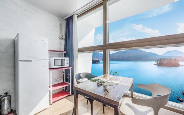 Tongyoung MartisBeach Pension