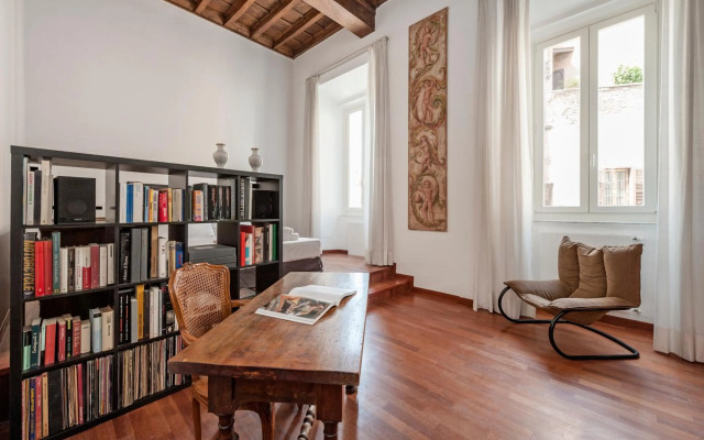 Ancient Palace In Downtown Rome