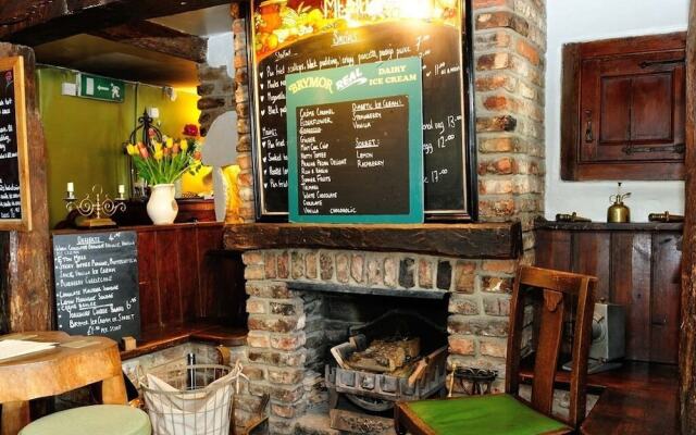 The Castle Arms Inn