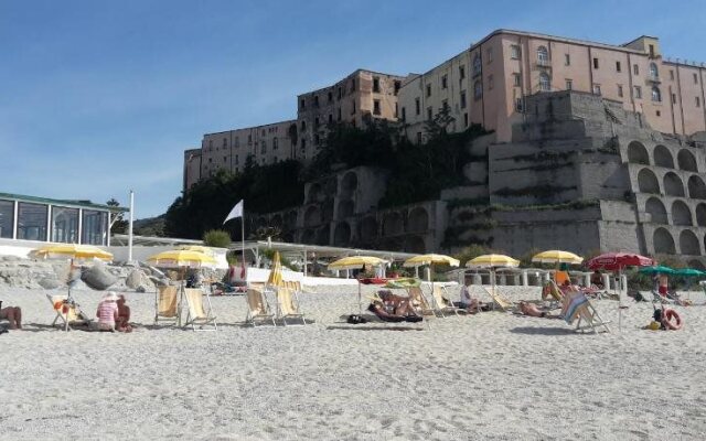 Le Roccette Mare