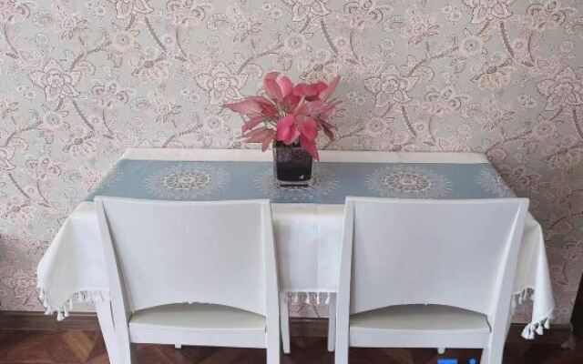 Peach Blossom Valley B&B (Huishan Wanda Branch)