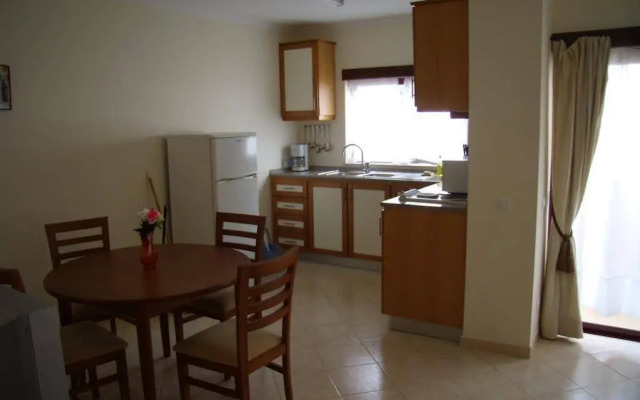 Residence 1000 Roses