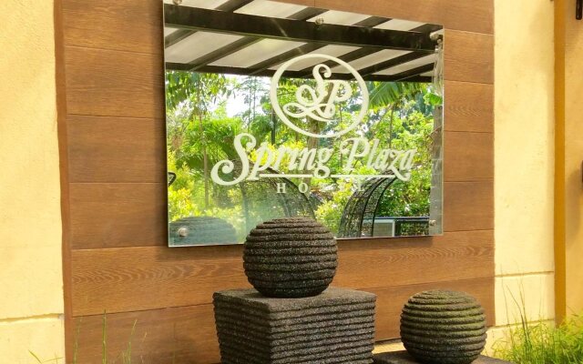 Spring Plaza Hotel