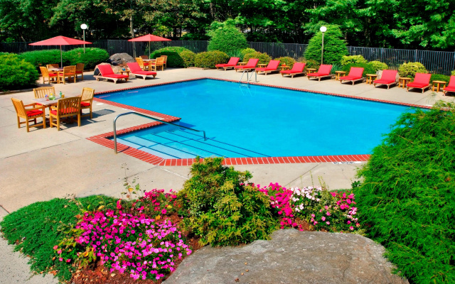 Trumbull Marriott Shelton