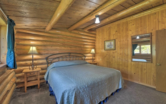 Cozy WY Home: Rivers, Lakes, Mountains, Wildlife