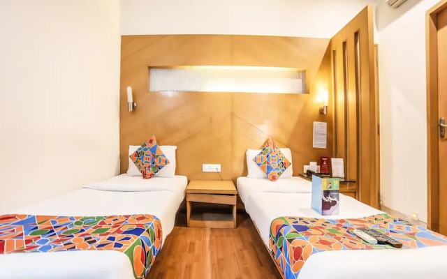 FabHotel Lakme Executive FC Road