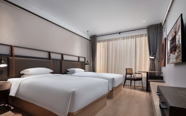 Shanghai Pudong Tongpai Hotel