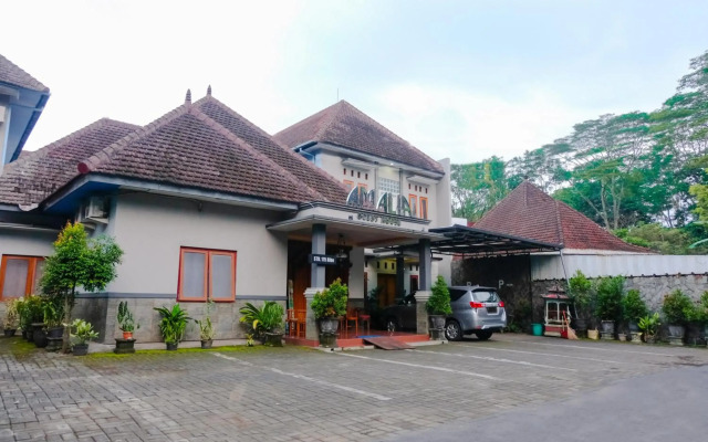 OYO 778 Guest House Amalia Malang