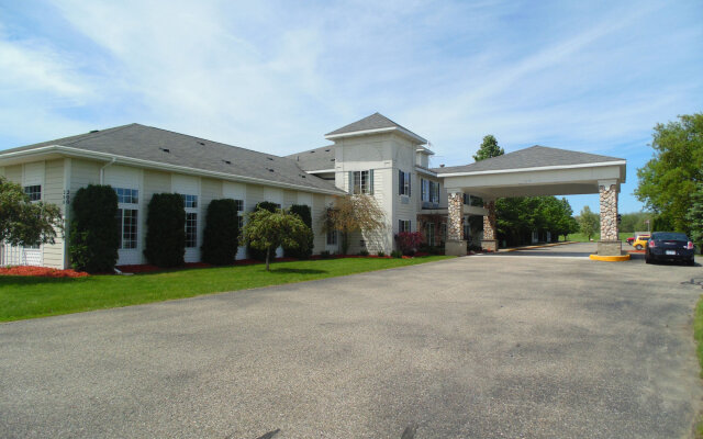 American Inn and Suites Houghton Lake