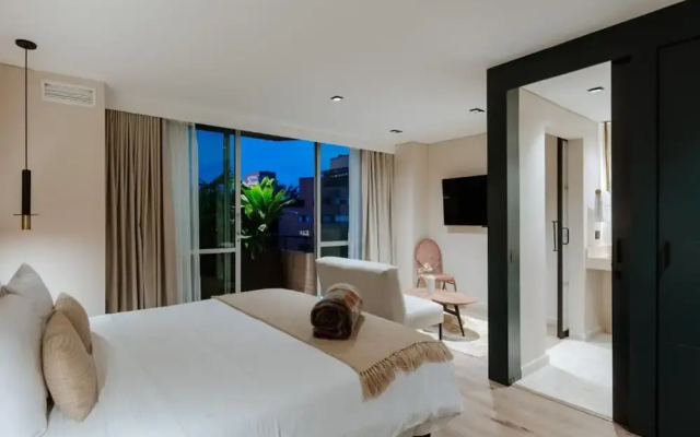 w Loft Superior City View Low Floor