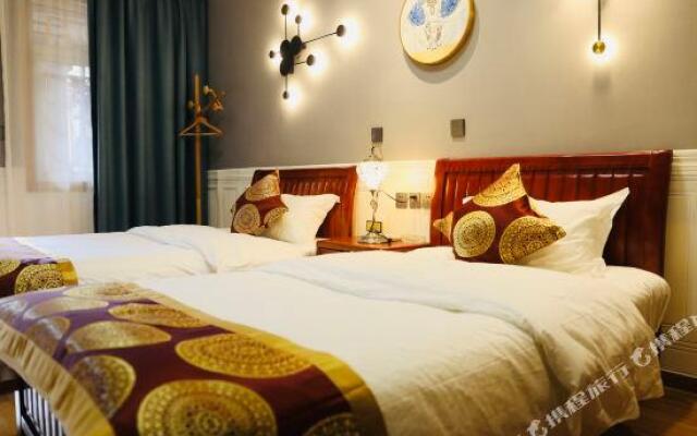 Snow White Elephant Hotel