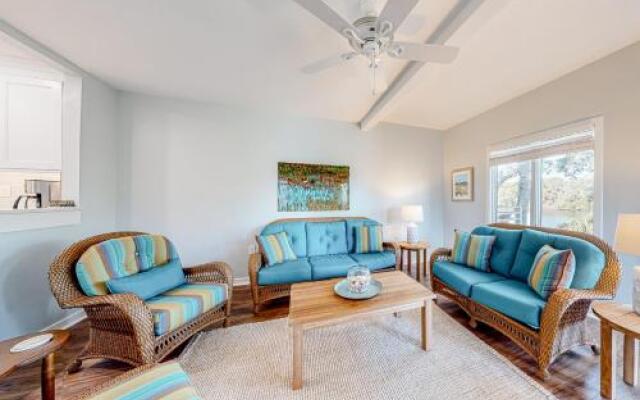 4371 Windswept Lakeside