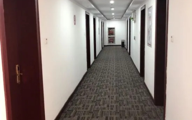 Pod Inn Hotel (Shanghai Chongming Renmin Road Bayi Pedestrian Street)