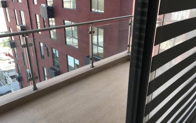 Beautiful Apartment Furnished - Great Location - Swimming Pool Gym Wifiaa