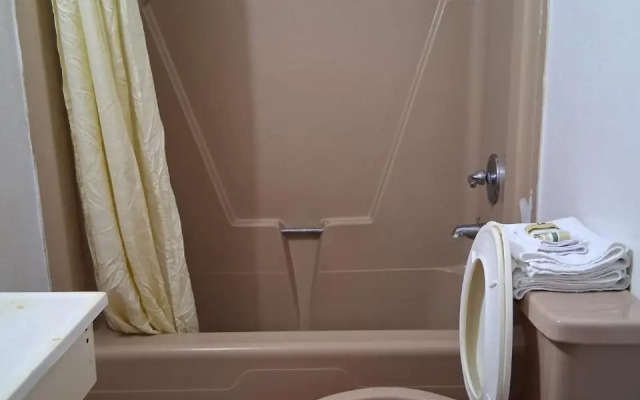 Hotel O Colonial Inn Brownsville Tx