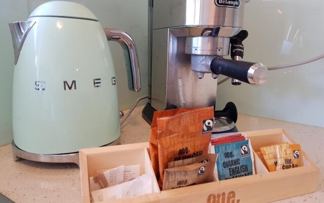 Chill-Out Lakeside @ Forster