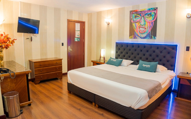 Hotel Imperio Real