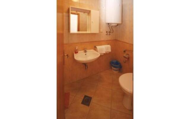 Two-Bedroom Apartment Mlini with Sea view 09