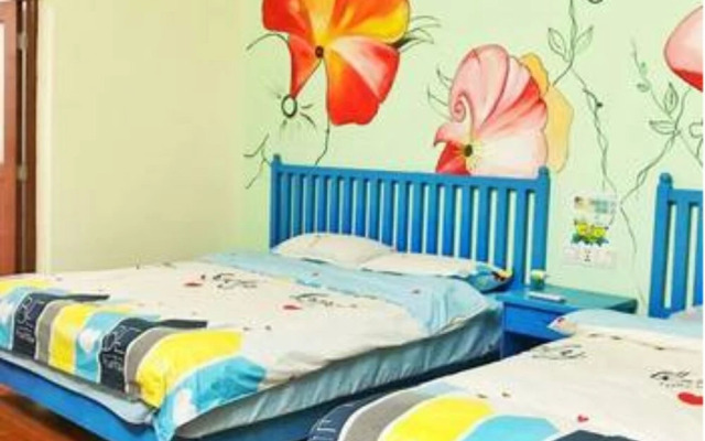 Yatou Backpacker Hostel