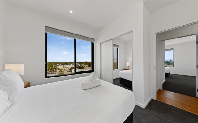 Newly Built Apartment Near Shops and Parks