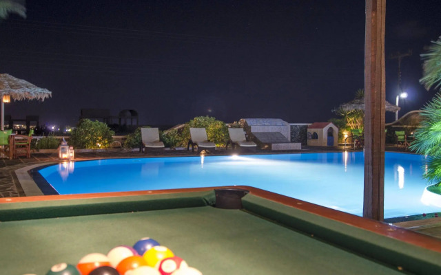 Holiday Beach Resort