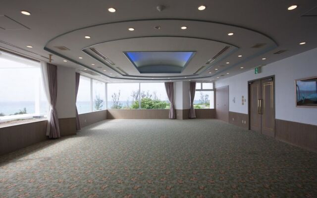 YYY CLUB iE RESORT