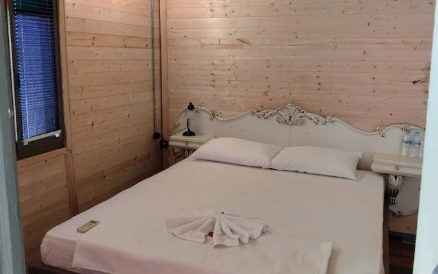 Latibule Adahan Guest House