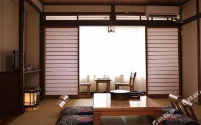 Towadako Yugetsu