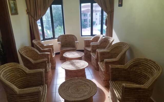 Kingsmen Suites