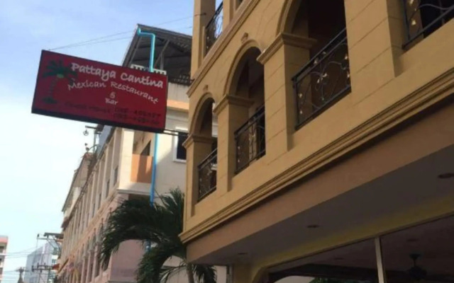 Q.D. Sweets Mansion 1