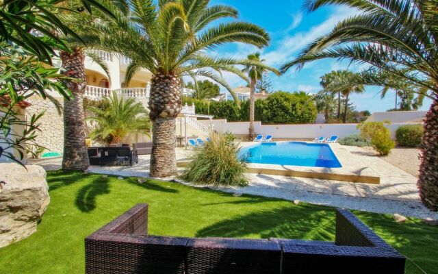 Fabya - Sea View Villa With Private Pool In Teulada