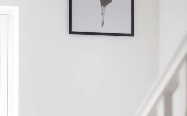 Stunning 5 Bedroom Retreat London