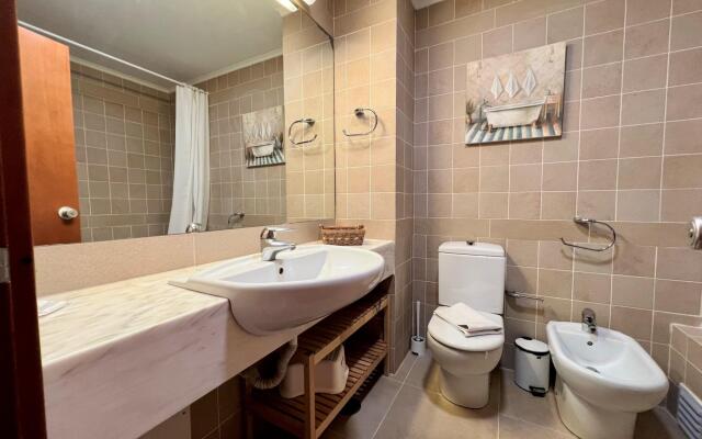 Vilamoura Cosy 3 With Pool by Homing