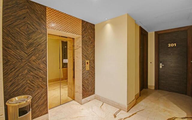 Treebo Premium Arista