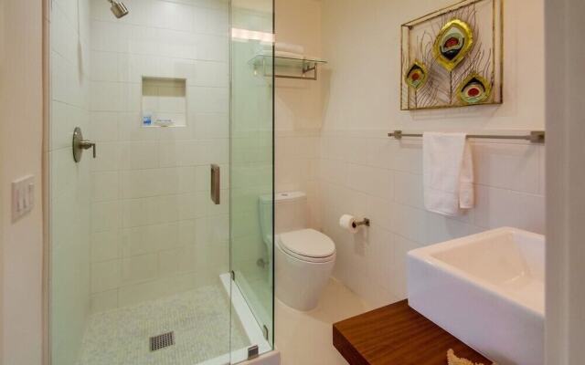 Sunset Beach 2 Bedrooms 2 Bathrooms Home