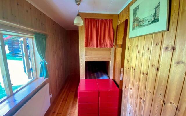 Beautiful 4-5 Persons Cottage in Alvdalen