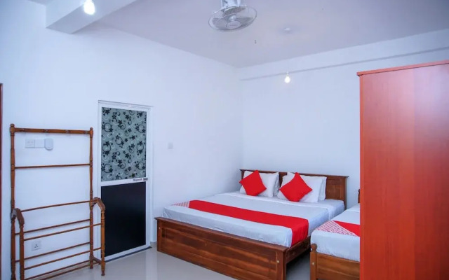 Oyo 380 Sapphire Home Stay