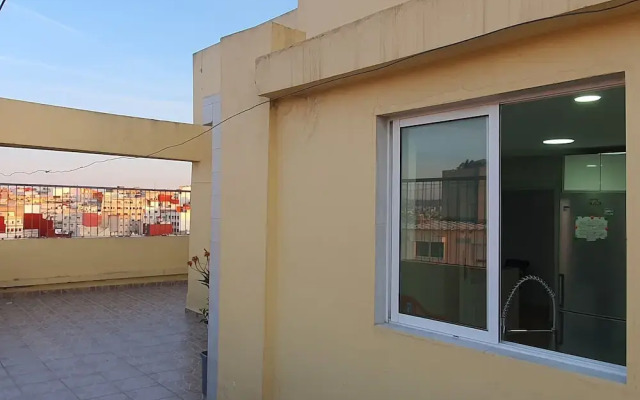 Familiar Luxury Apartment