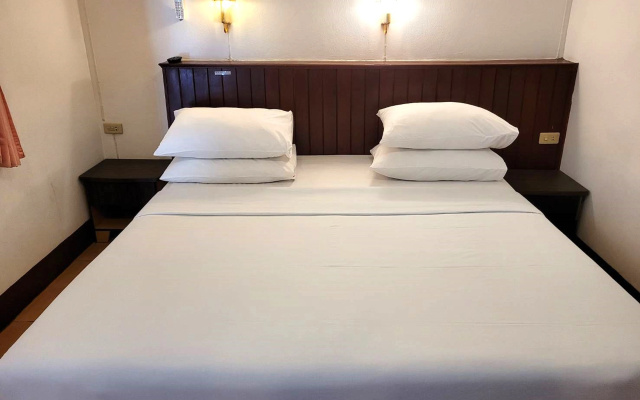 Rabbit Mansion Patong Hotel – Guest Rooms – Patong