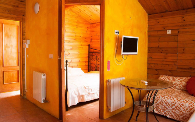 Fuente del Lobo Glamping  Bungalows - Adults Only