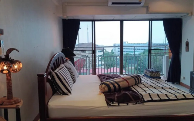 Sombat Condo Seaview 1 Bedroom