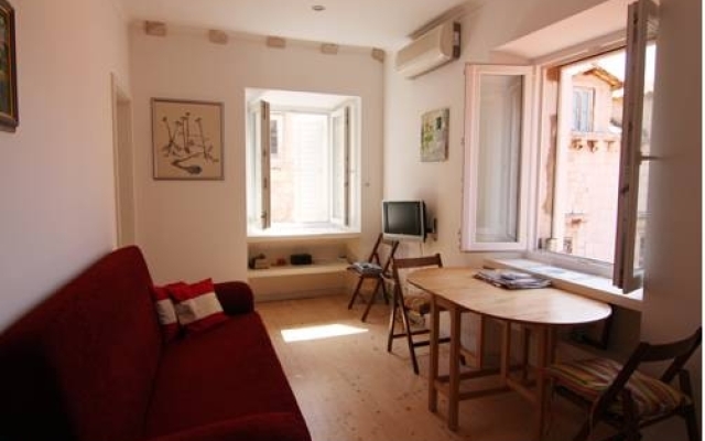 Knego Apartments