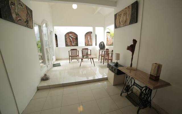 Watusaman Homestay By The Grand Java