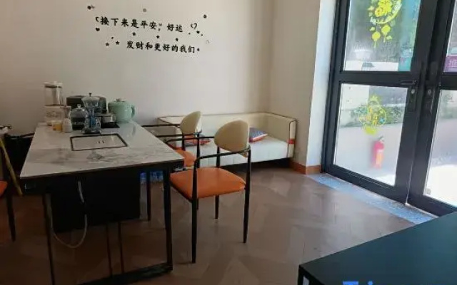 Yunjinge Homestay