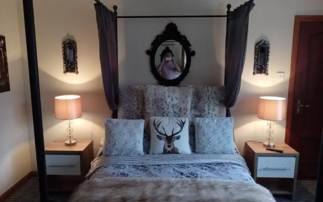 One Strathview B&B